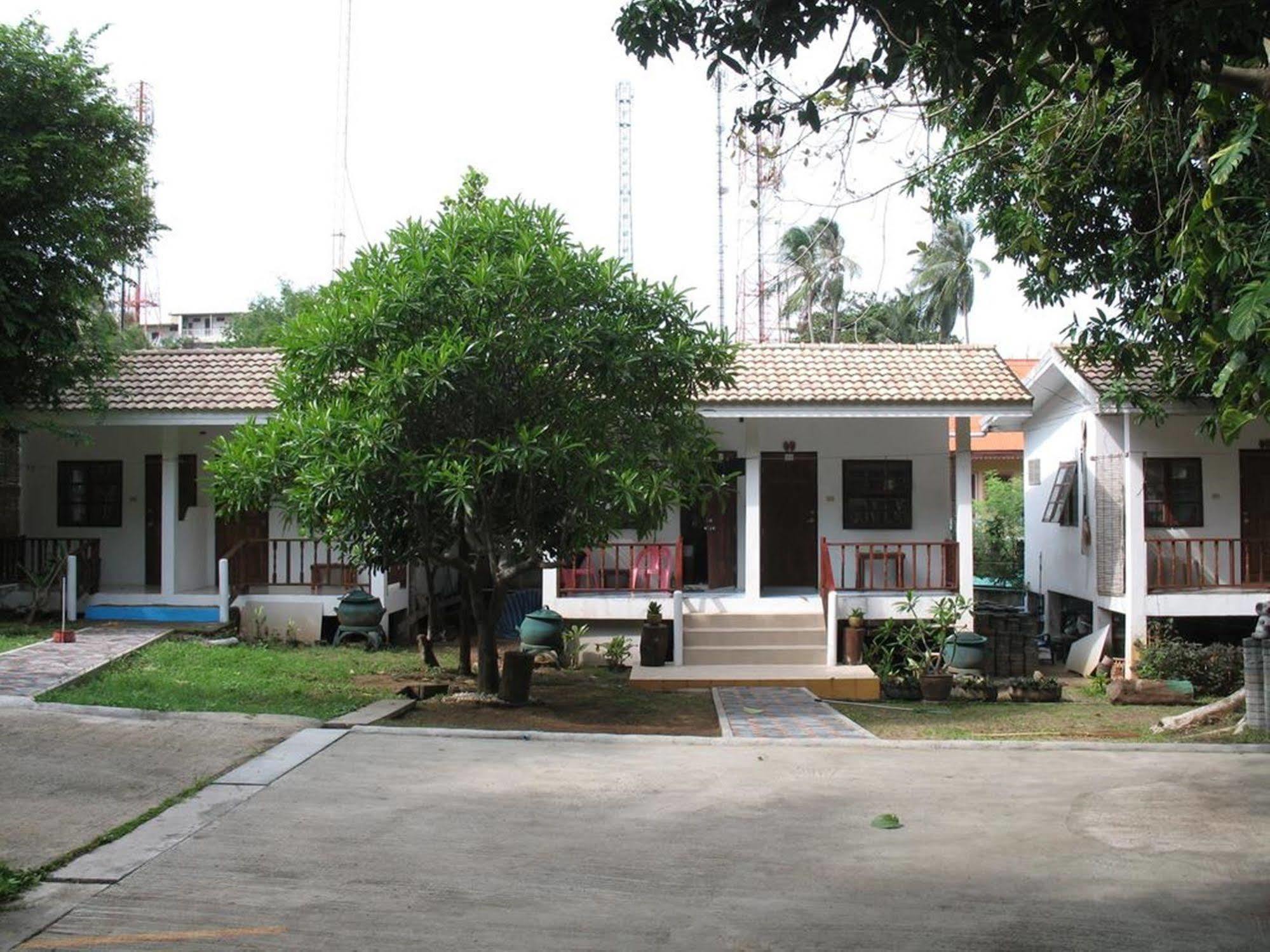 Thai Dee Garden 2*